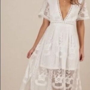 Twentyfourseven size medium white eyelet floral lace maxi overlay romper‎ dress